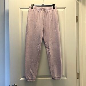 Victoria’s Secret Pink Ivy Fleece Slim Sweatpants in Pastel Lilac
